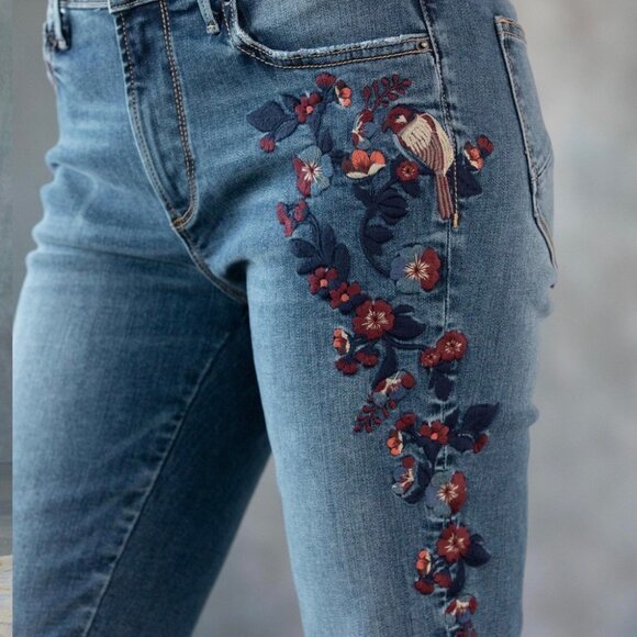 Driftwood Kelly Jeans Blue Floral Embroidered Boho Size 24 - Picture 1 of 7